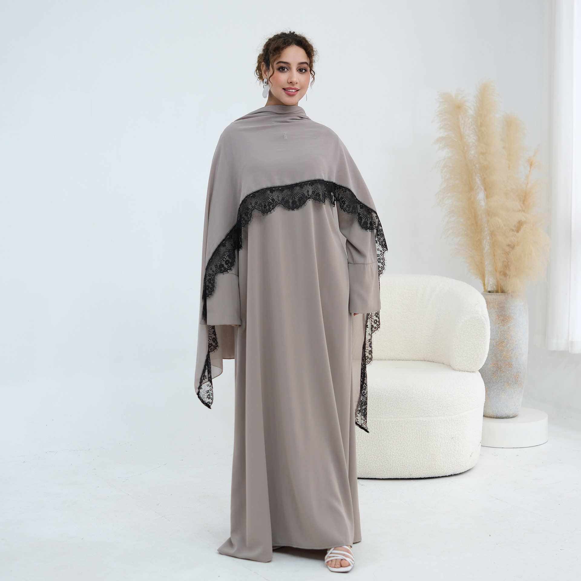 Spitzen Abaya