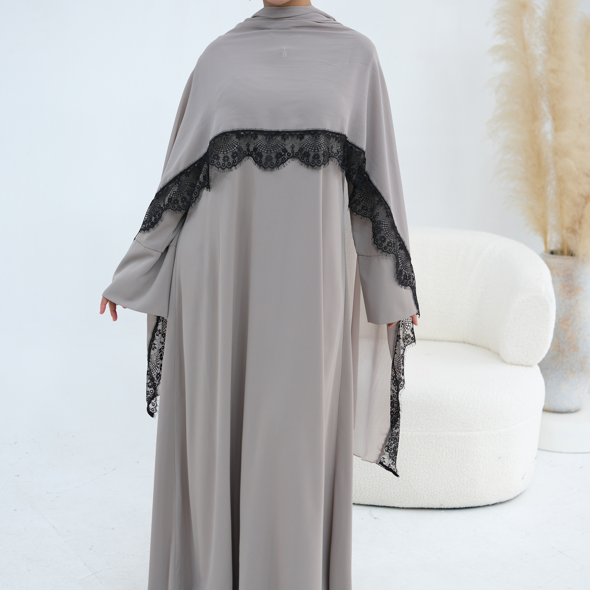 Spitzen Abaya