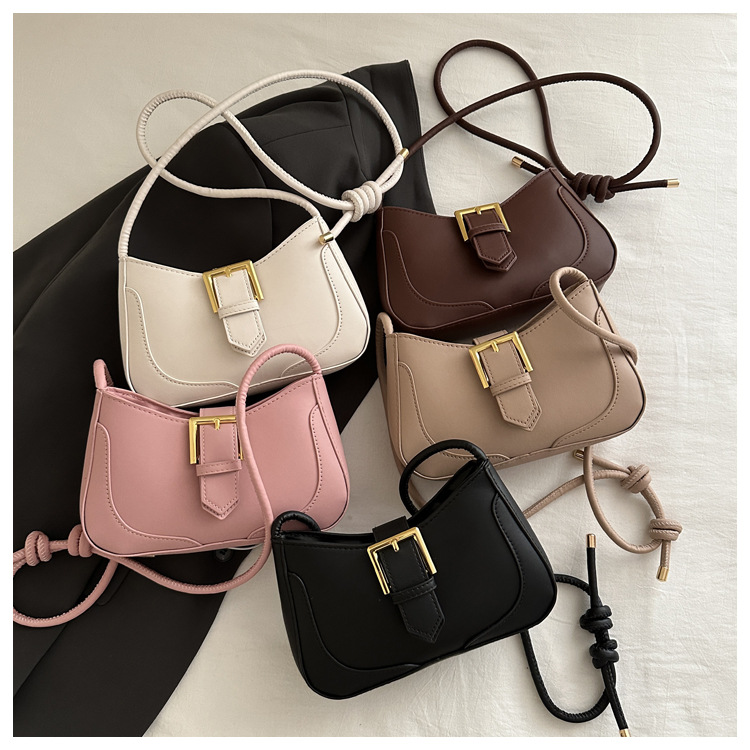 Buckle Baguette