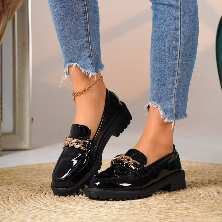Chain Loafer