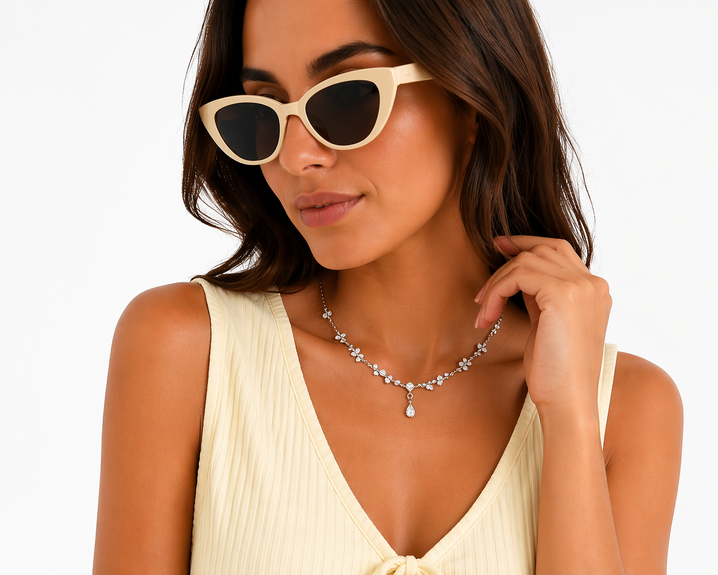 Cat-eye glasses