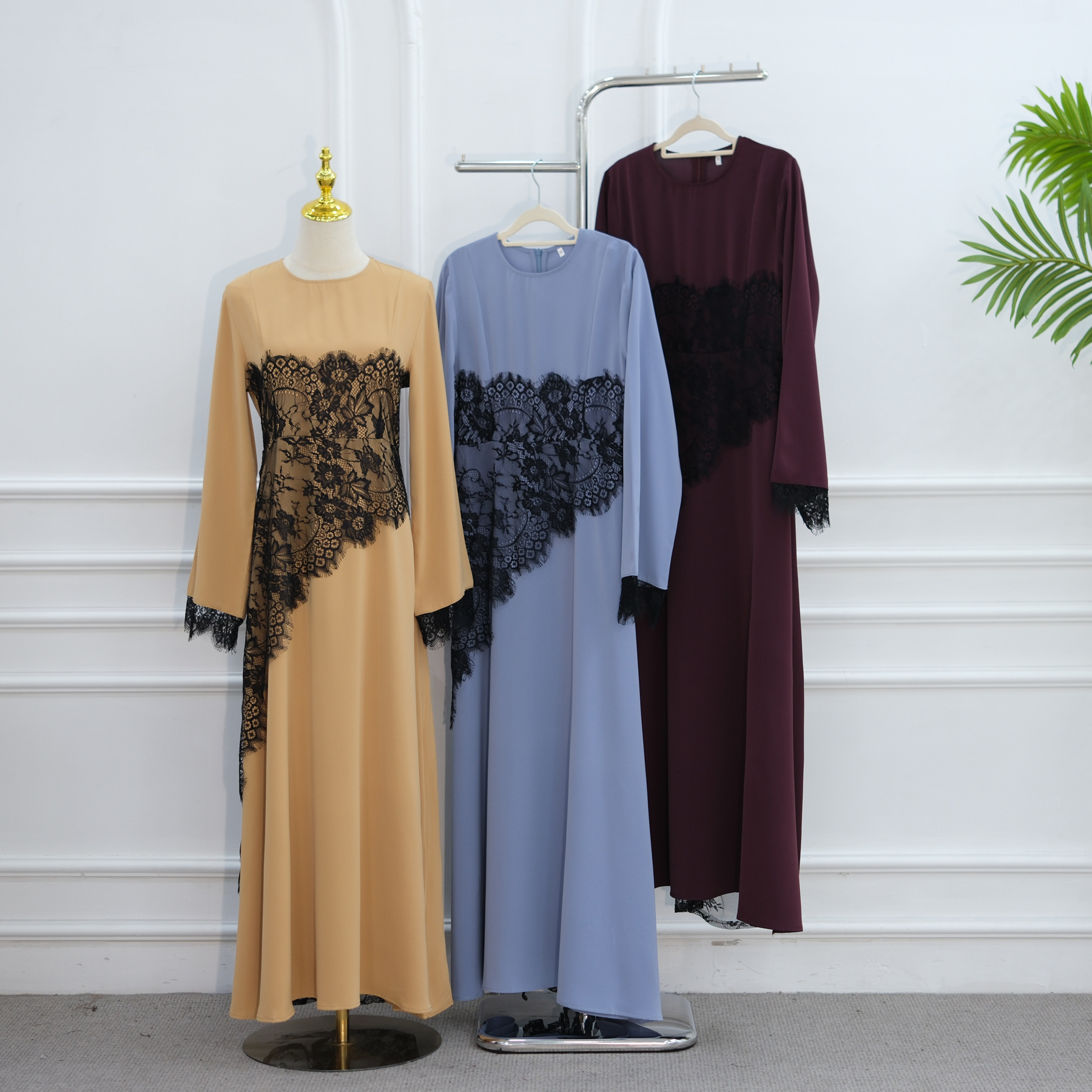 Blüten Spitzen Abaya