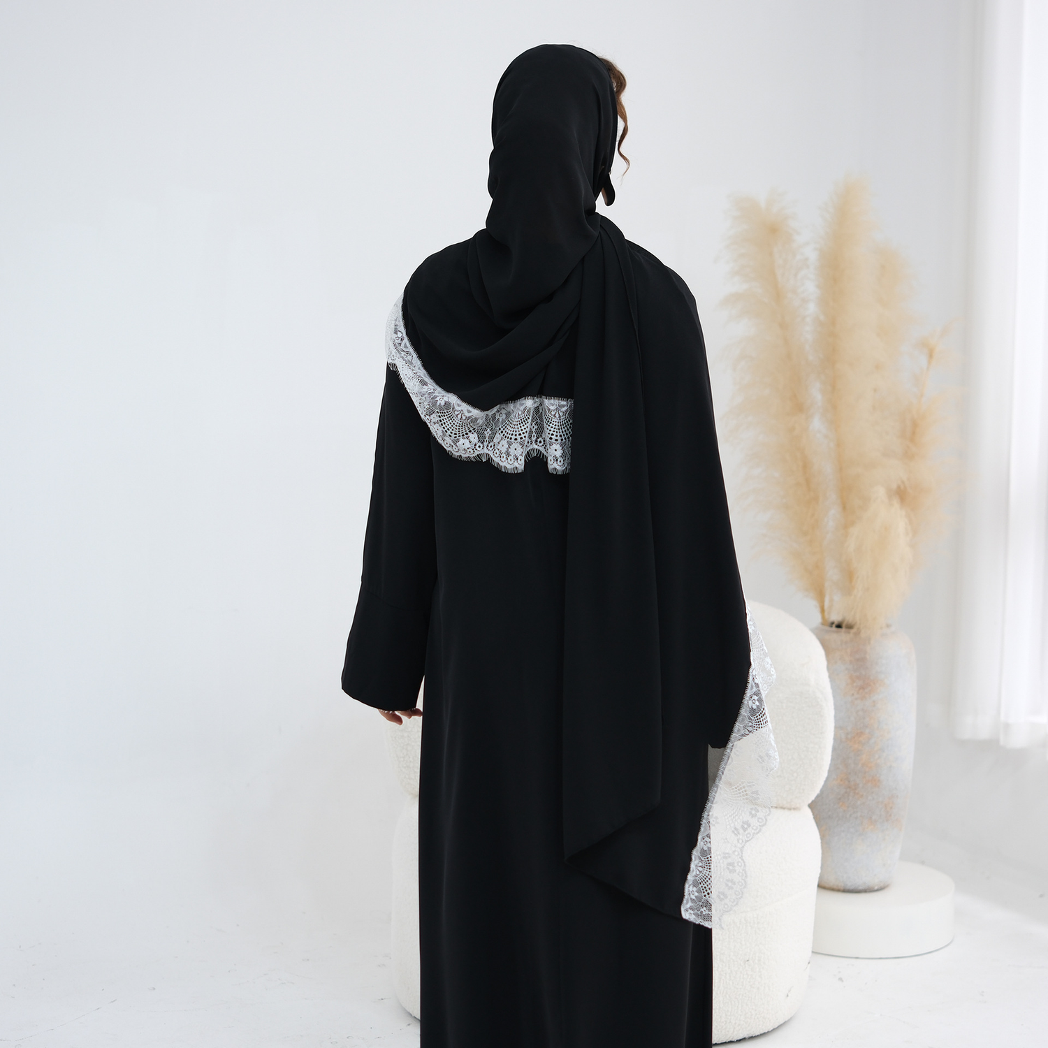 Spitzen Abaya