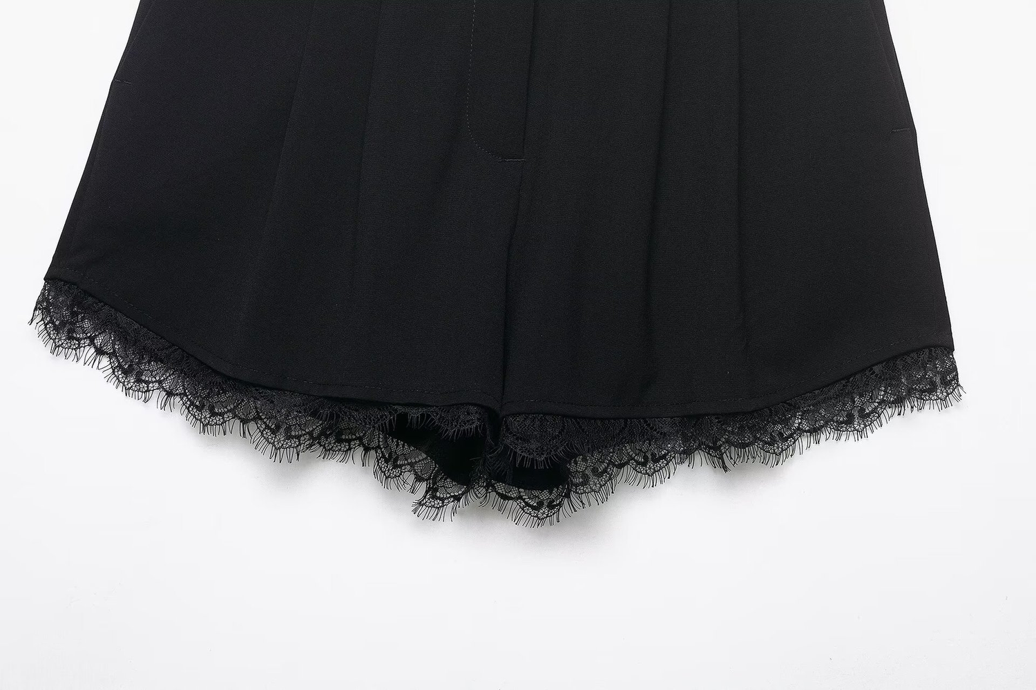 Zaira Lace Set