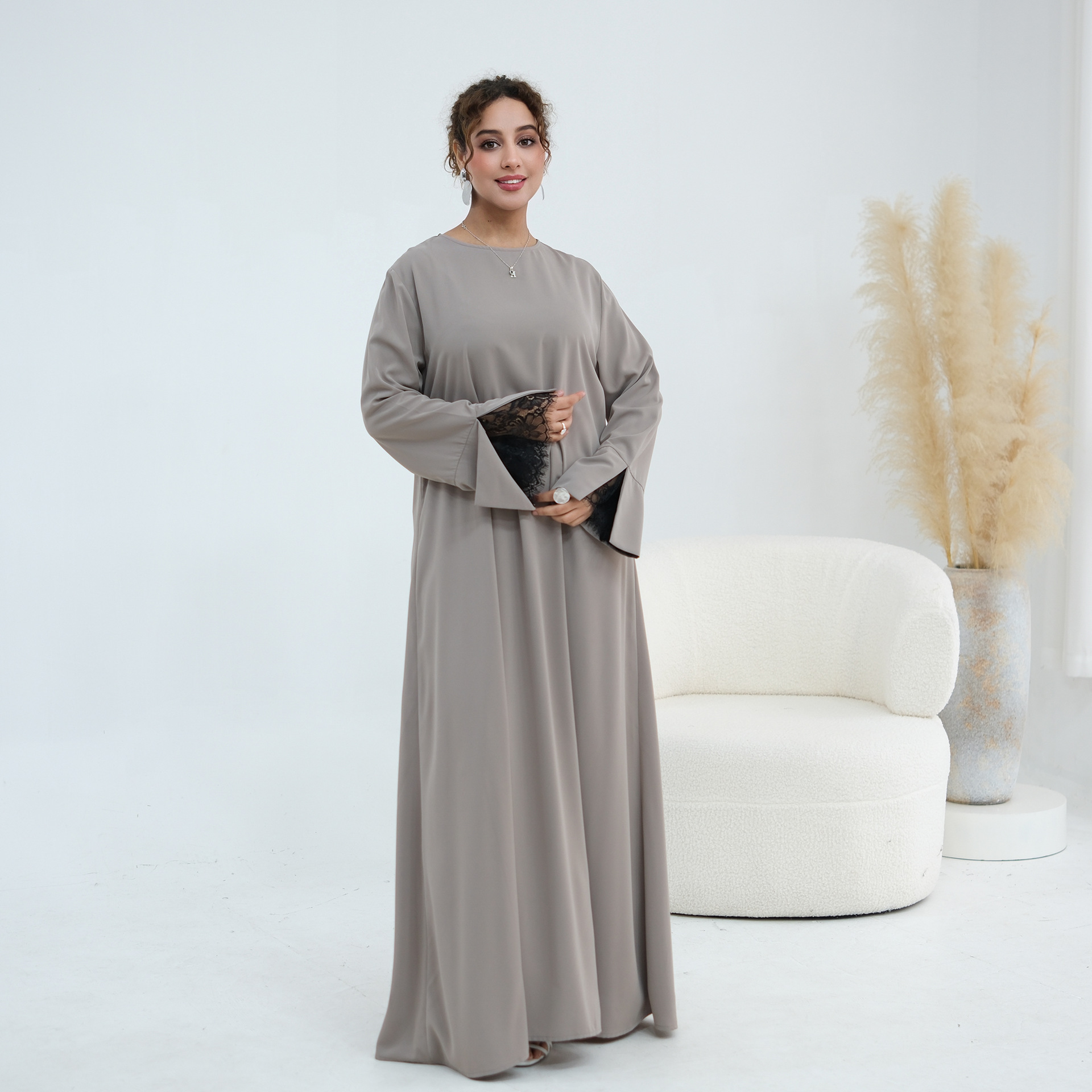 Spitzen Abaya
