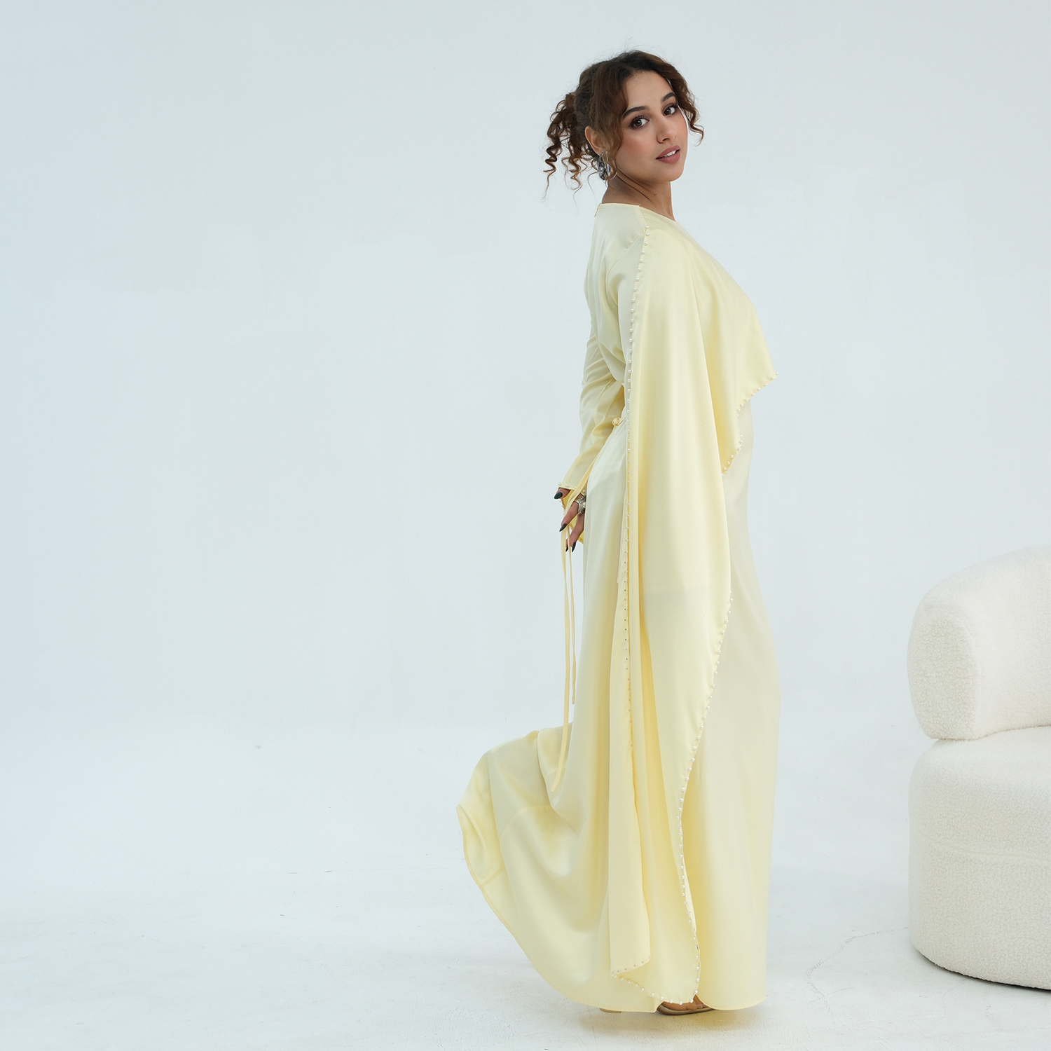Perlen Cape Abaya